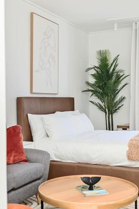 Apartment Chic Minimalist Retreat Cape Town