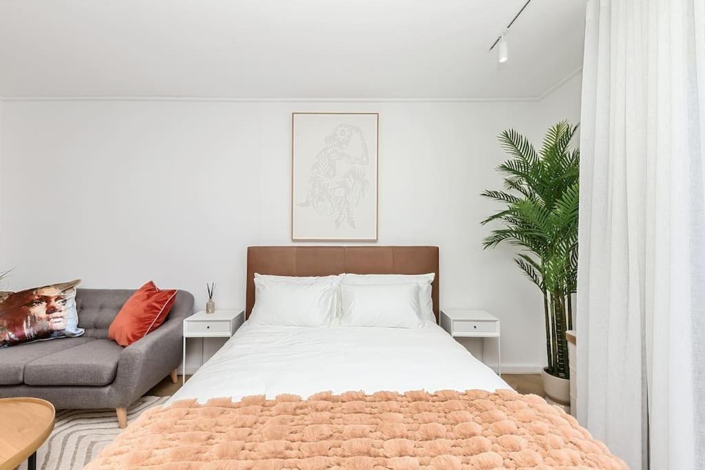 Chic Minimalist Retreat